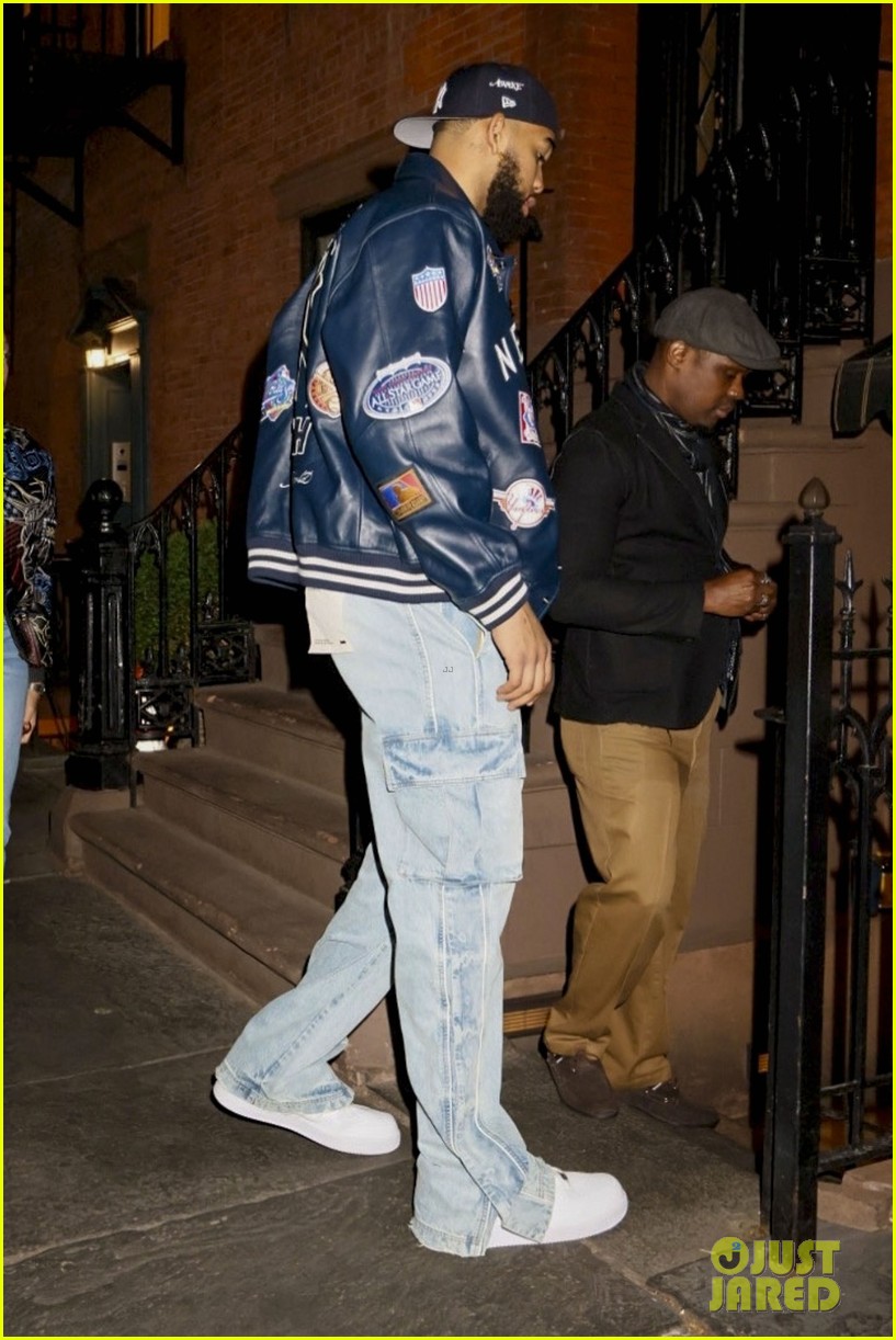 Timothee Chalamet & Kylie Jenner Dine Out at 4 Charles After Knicks Game, Jordyn Woods & Karl-Anthony Towns Also Photographed at the Hotspot!