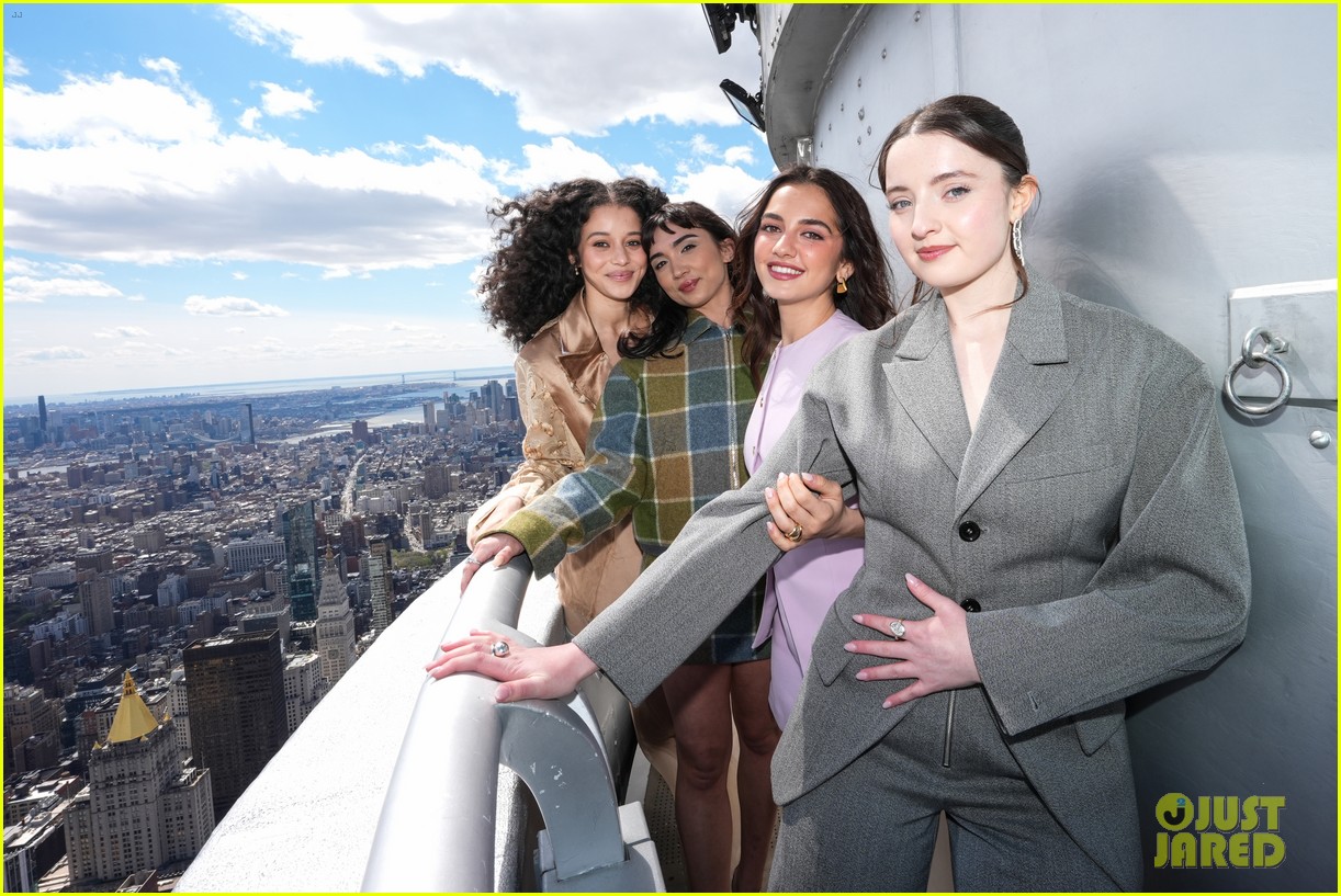 'The Testaments' Stars Chase Infiniti, Rowan Blanchard, Lucy Halliday, & Mattea Conforti Visit the Empire State Building